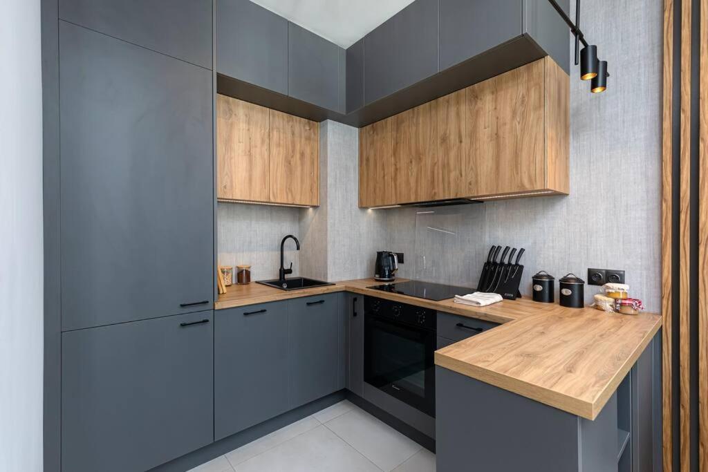 Port Praski Stylish Apartment Near Old Town 바르샤바 외부 사진