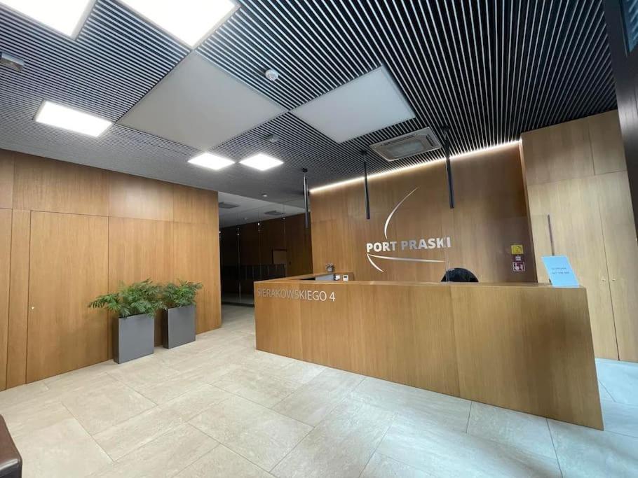 Port Praski Stylish Apartment Near Old Town 바르샤바 외부 사진